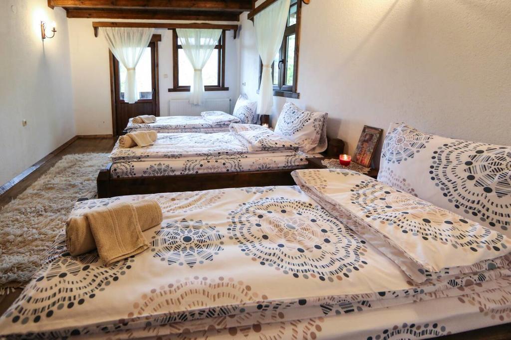 Yancheva Guest House Delchevo Exterior photo